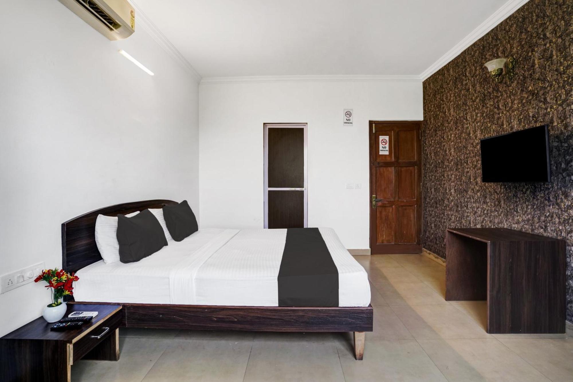 Super Hotel O Porvorim Sangolda Экстерьер фото